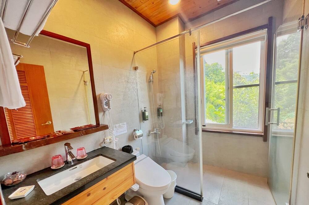 Photo of Bathroom in Ren'ai