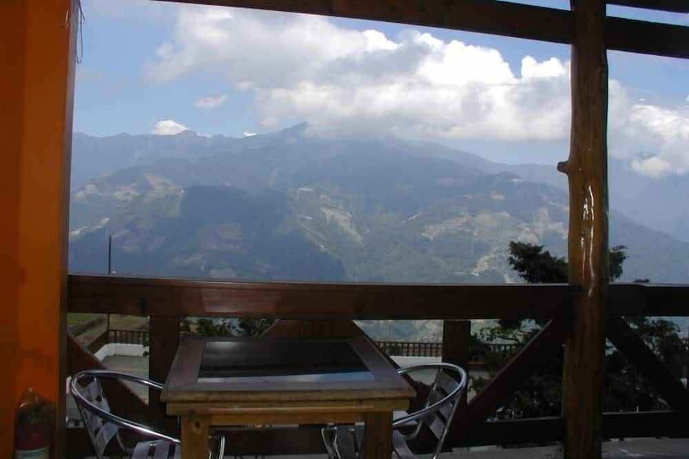 Photo of Patio Balcony in Ren'ai