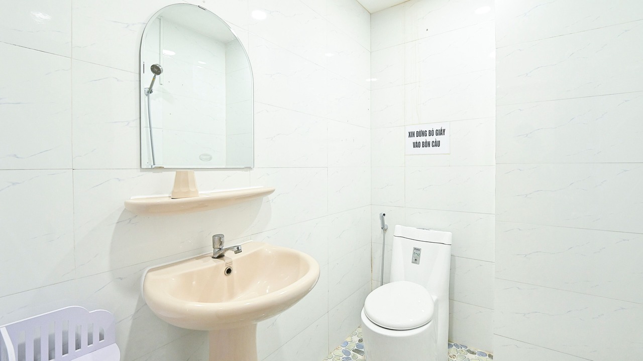 Photo of Bathroom in Nguyen Thai Binh