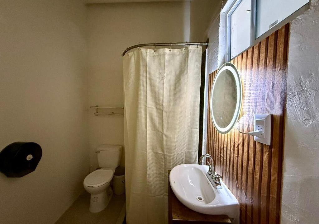 Photo of Bathroom in Malecon