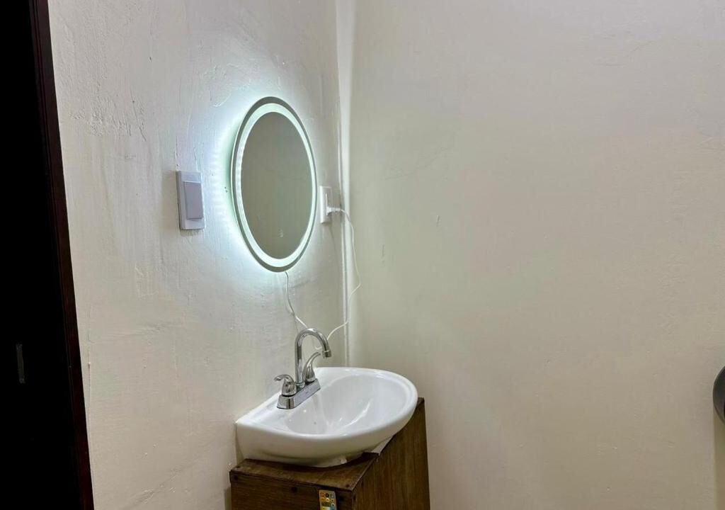 Photo of Bathroom in Malecon