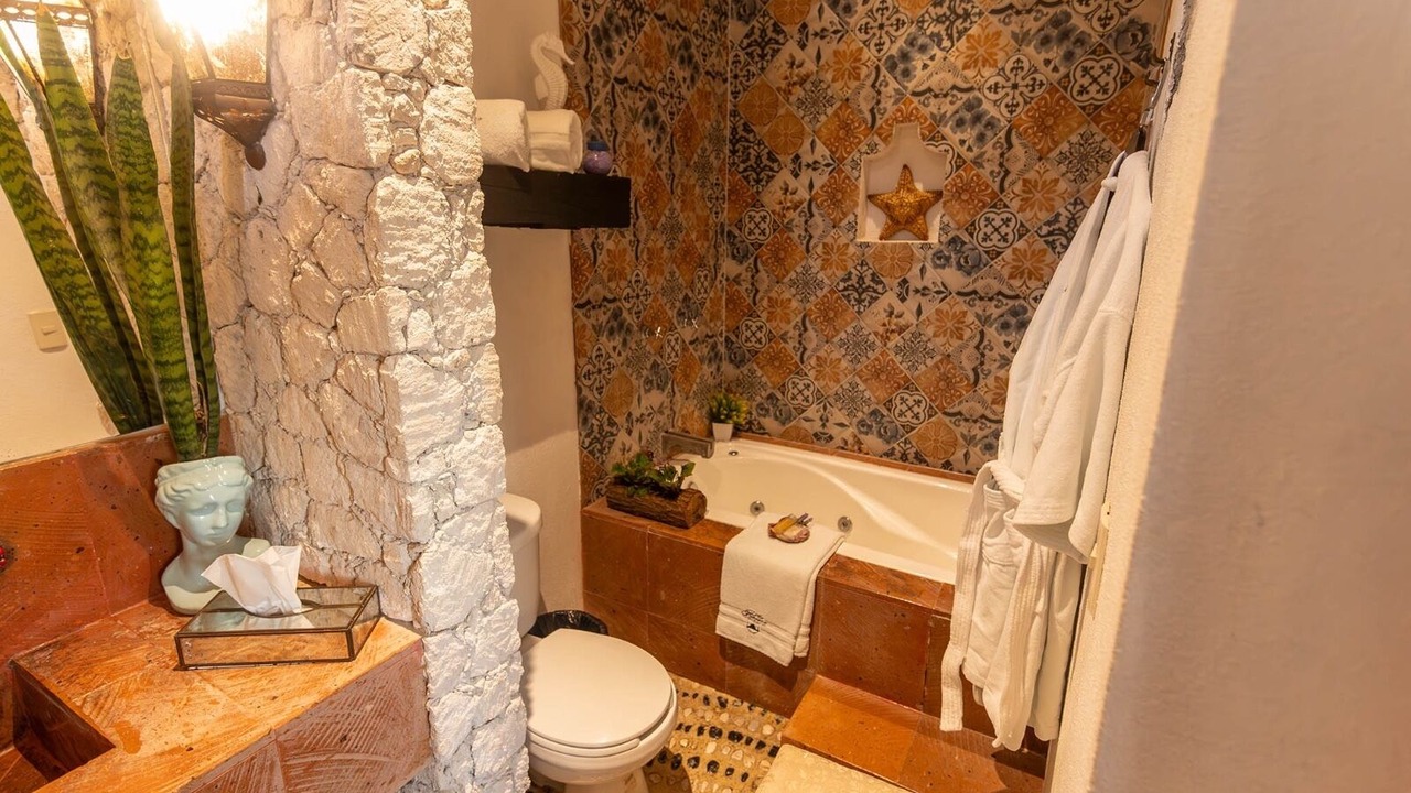 Photo of Bathroom in Bernal