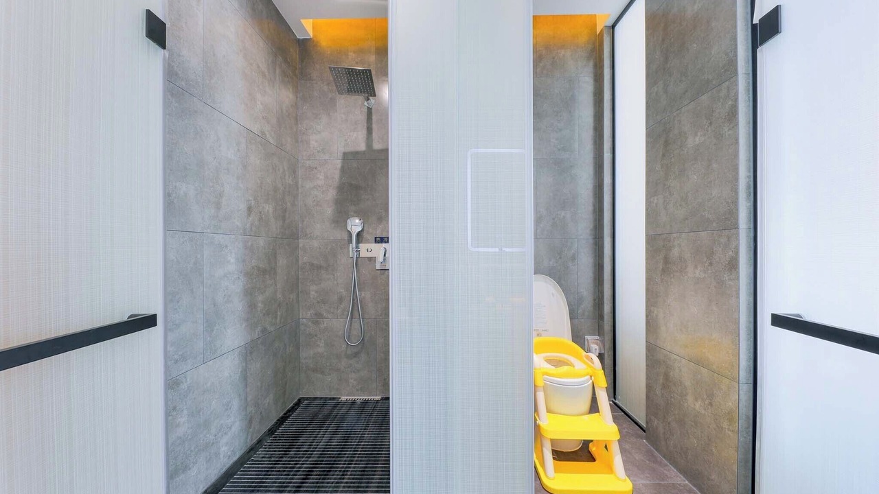 Photo of Bathroom in Tianya District