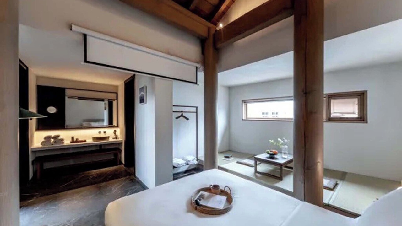 Photo of Bedroom in Dali Ancient Town