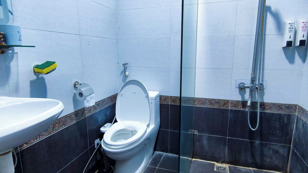 Photo of Bathroom in Cong Vi
