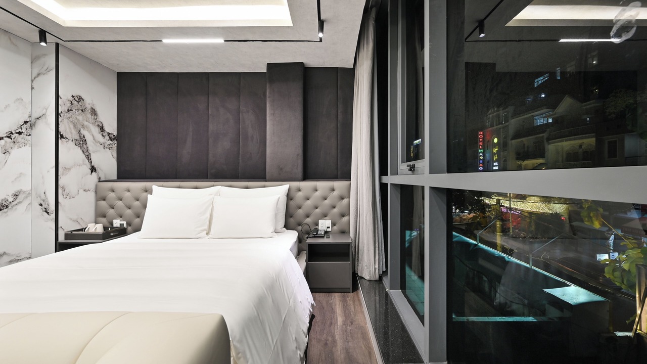Photo of Bedroom in Korean Industrial Zone