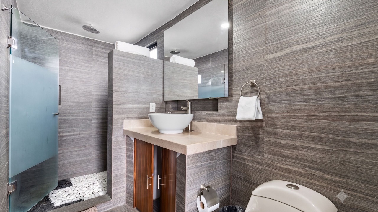 Photo of Bathroom in La Cruz de Huanacaxtle