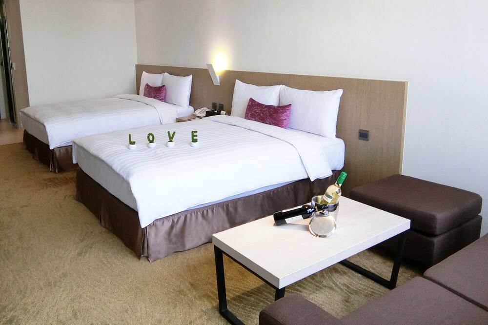 Photo of Bedroom in West District