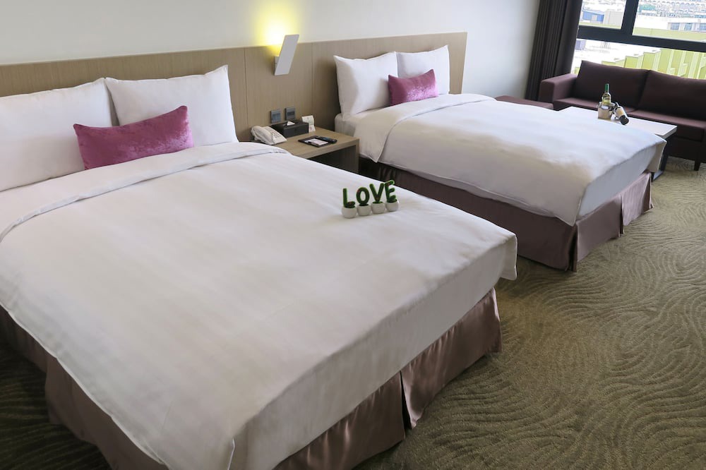 Photo of Bedroom in West District