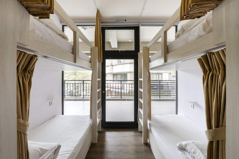 Photo of Bedroom in University District