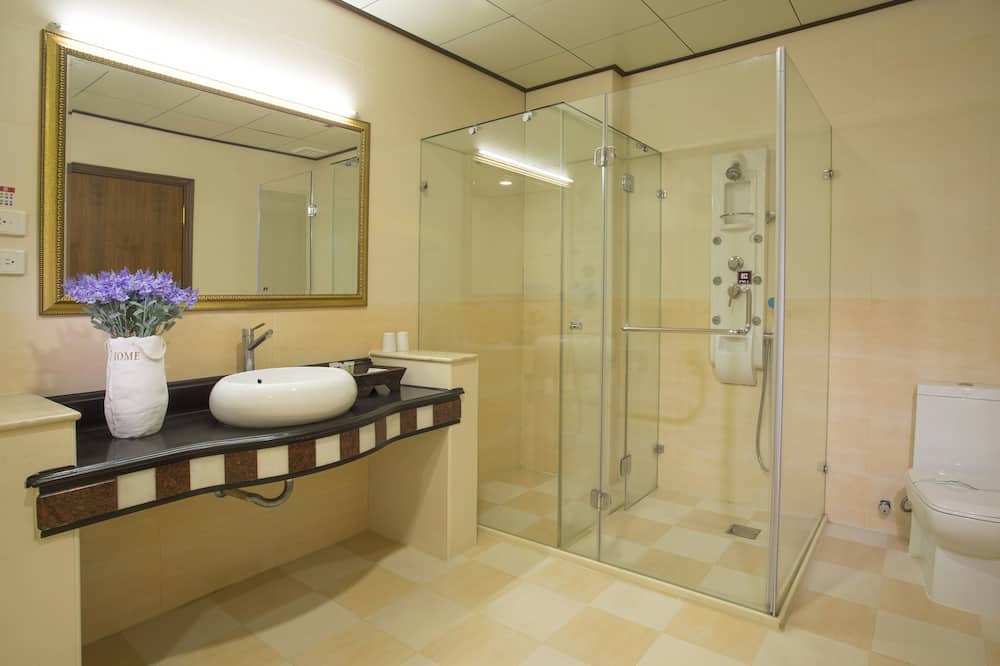 Photo of Bathroom in Chiayi