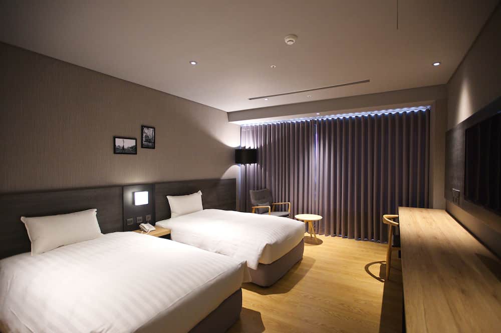 Photo of Bedroom in West District