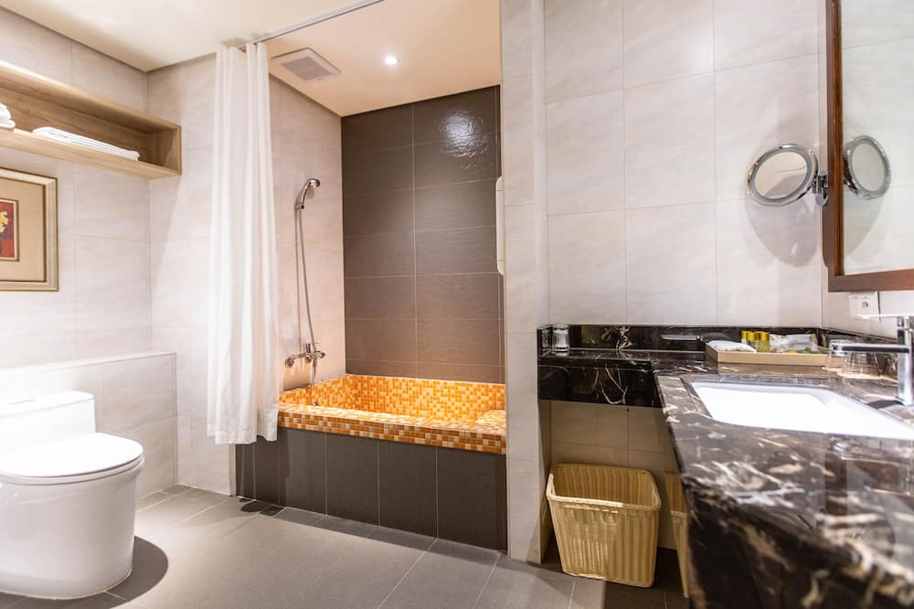 Photo of Bathroom in North District