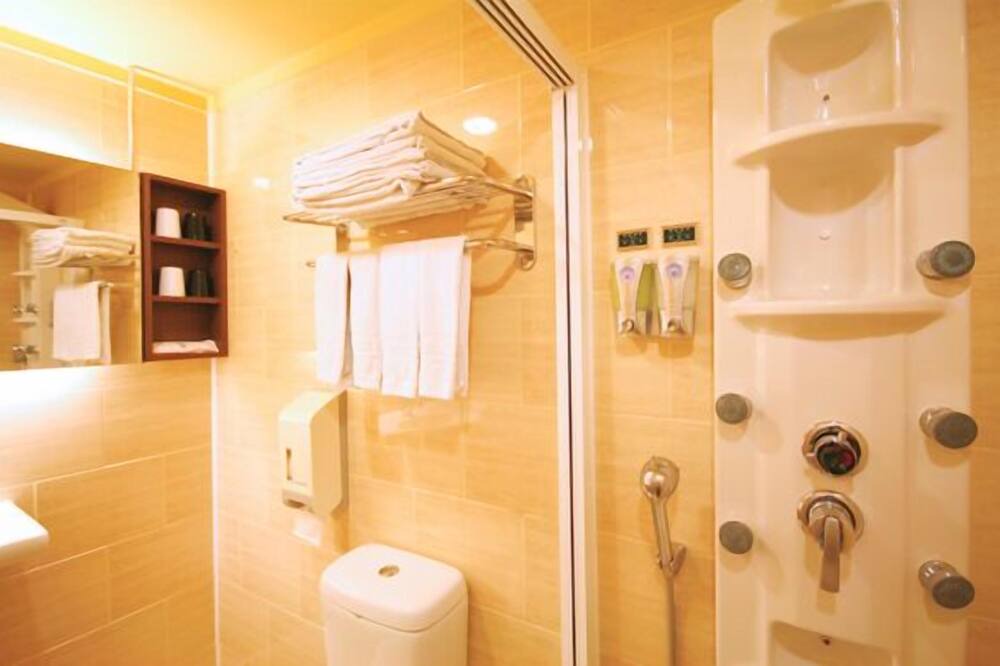 Photo of Bathroom in Yuanlin
