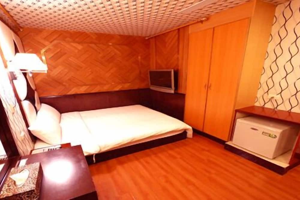 Photo of Bedroom in Ren'ai District