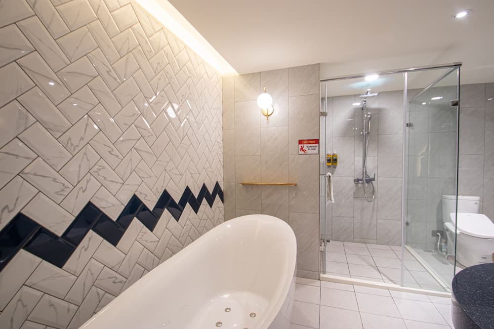 Photo of Bathroom in Taoyuan District