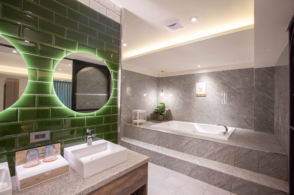 Photo of Bathroom in Taoyuan District
