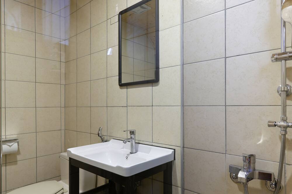 Photo of Bathroom in East District