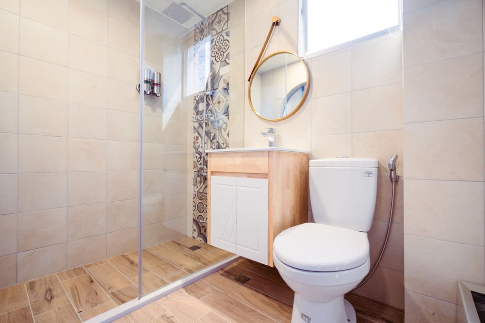 Photo of Bathroom in East District