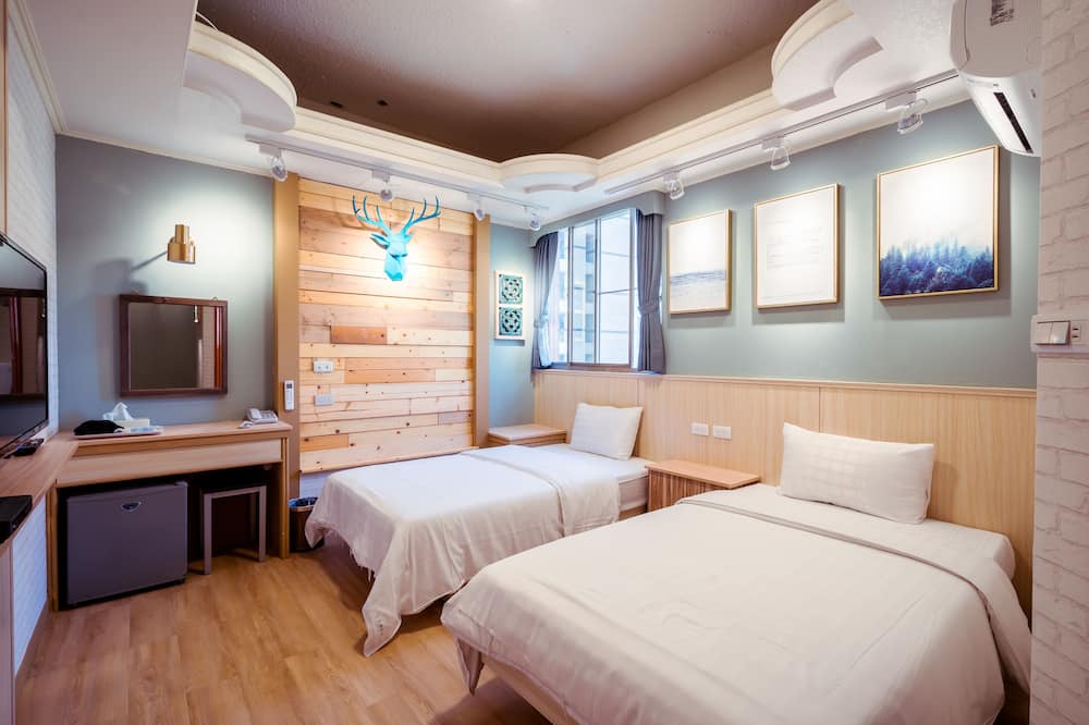 Photo of Bedroom in East District