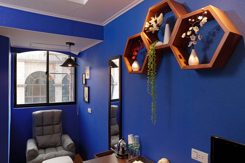 Photo of Bedroom in East District