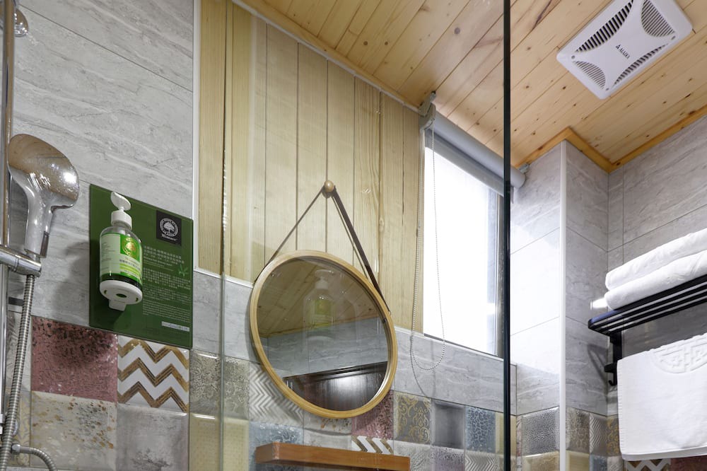 Photo of Bathroom in East District
