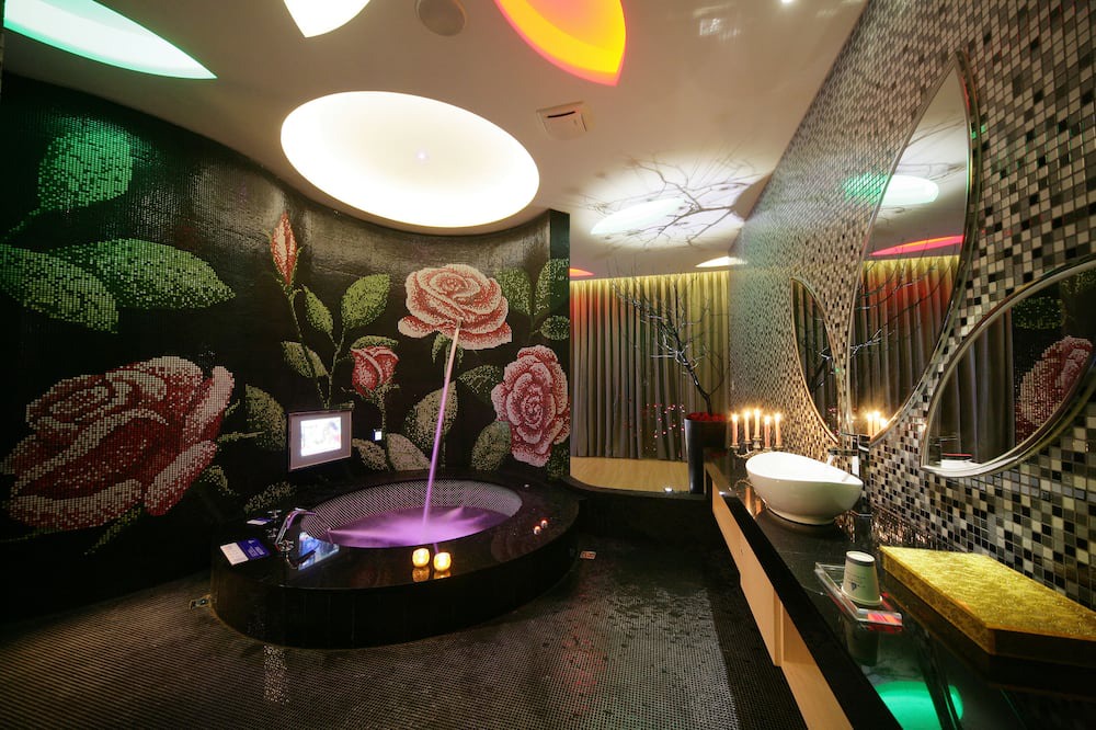 Photo of Bathroom in Daya