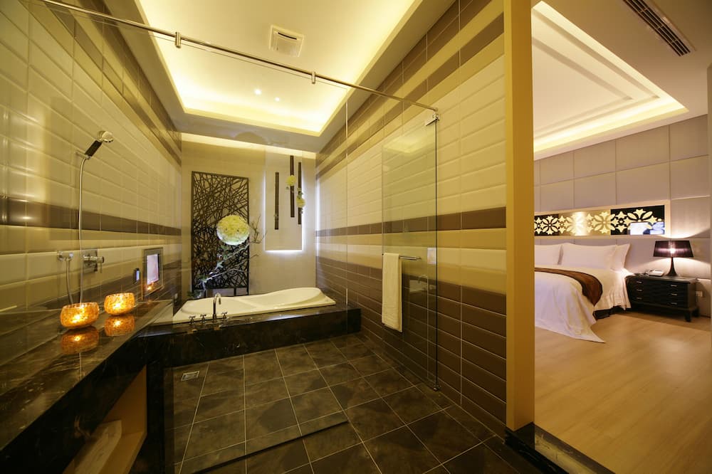 Photo of Bathroom in Daya