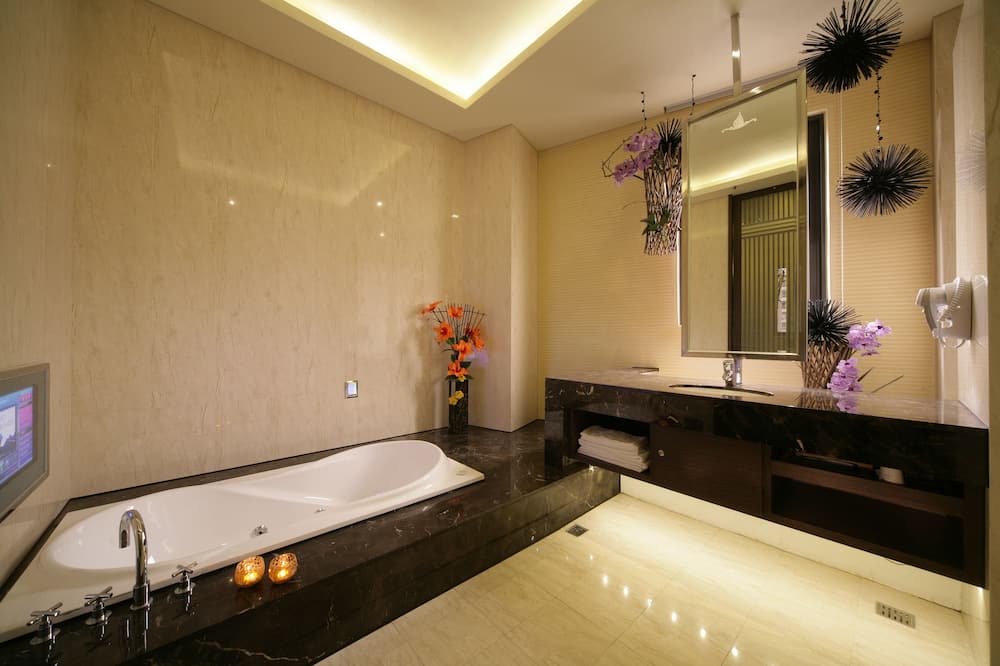Photo of Bathroom in Daya