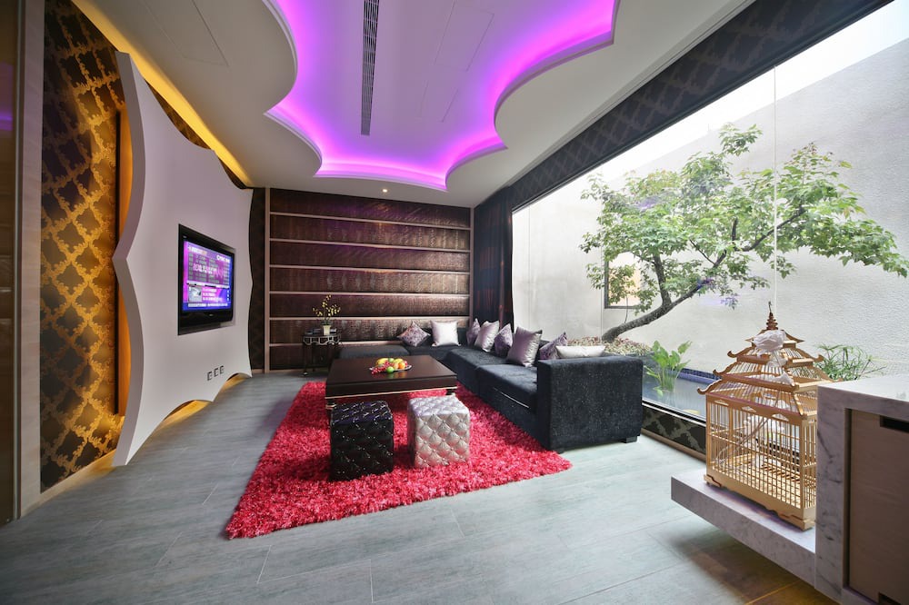 Photo of Livingroom in Nantun District
