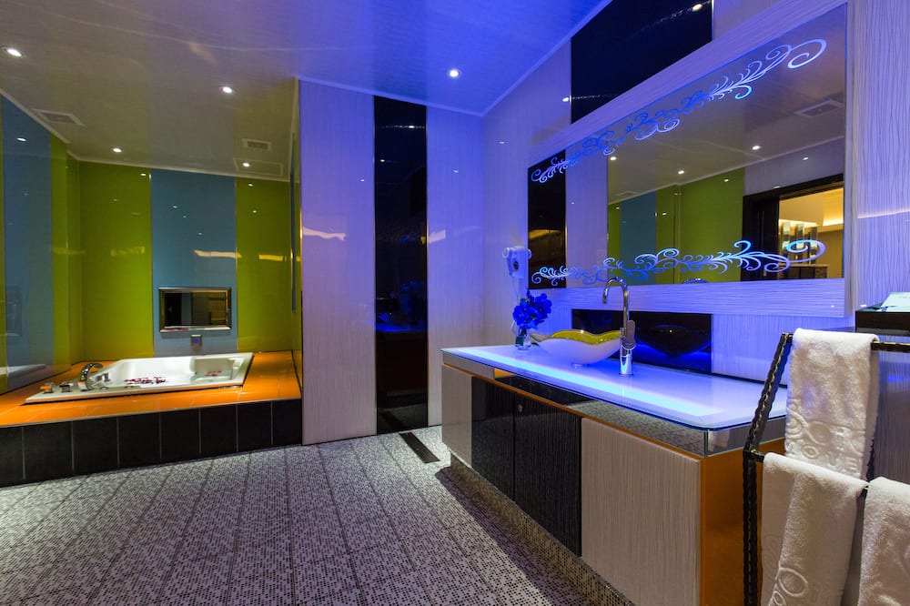 Photo of Bathroom in Taoyuan District