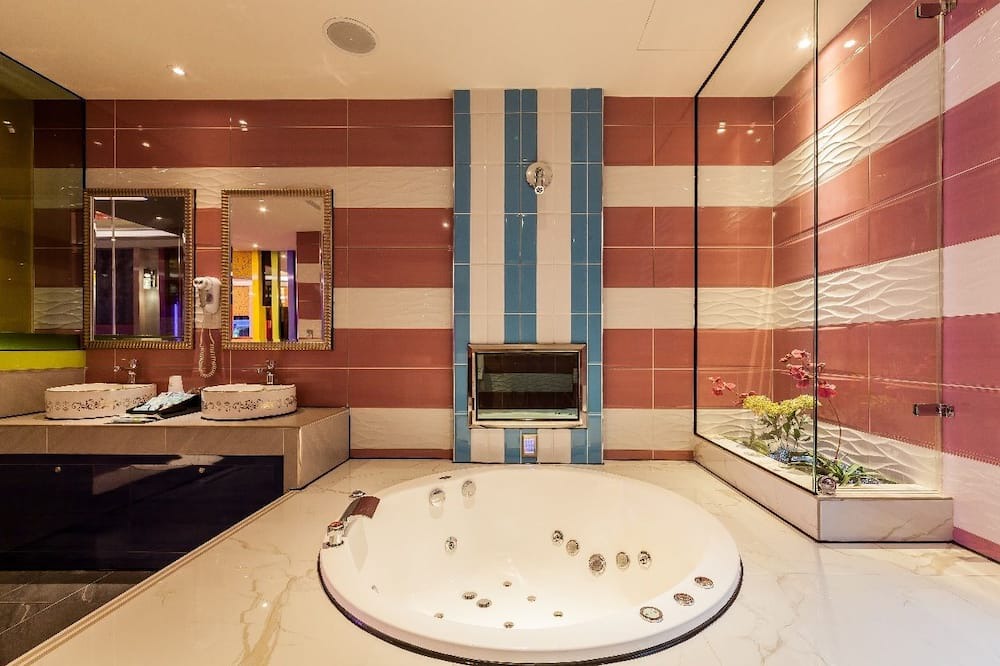 Photo of Bathroom in Taoyuan District