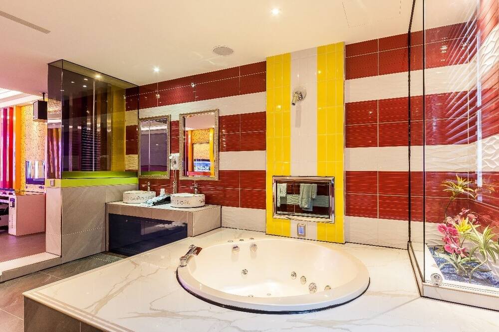 Photo of Bathroom in Taoyuan District