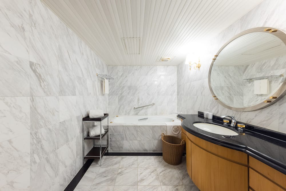 Photo of Bathroom in Longtan District