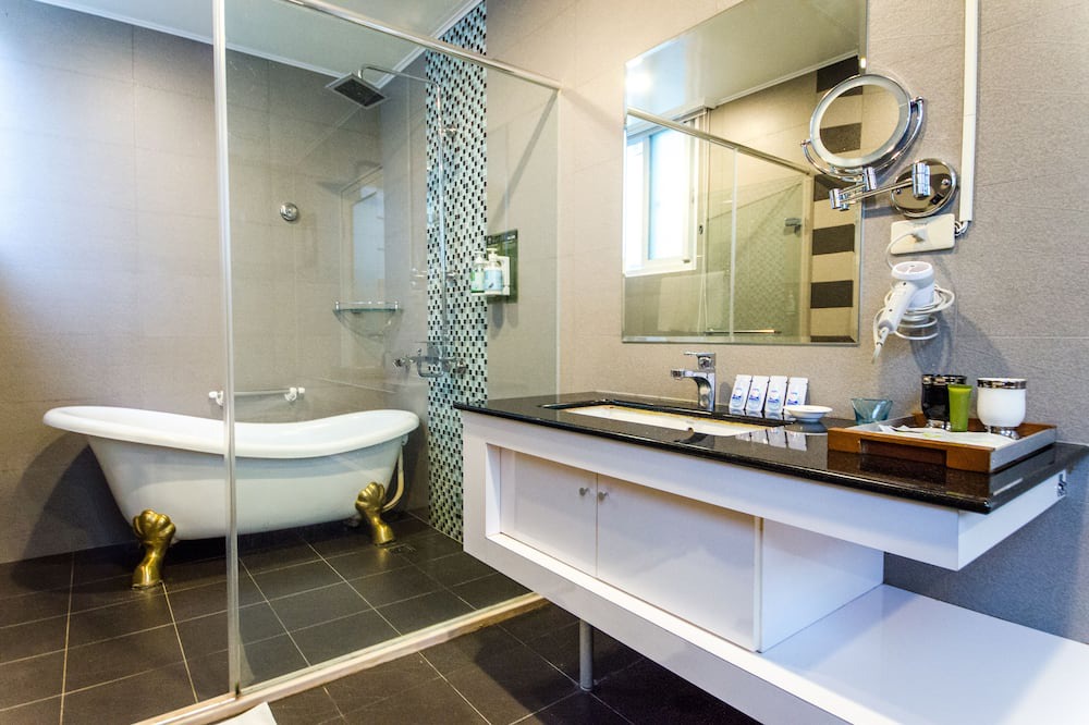 Photo of Bathroom in Yuchi