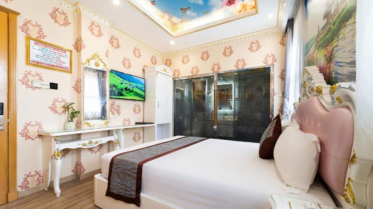 Photo of Bedroom in District 10