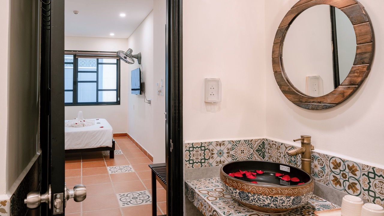 Photo of Bathroom in Cam Ha