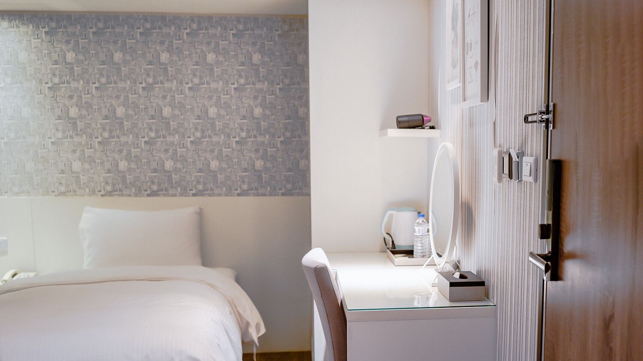 Photo of Bedroom in East District