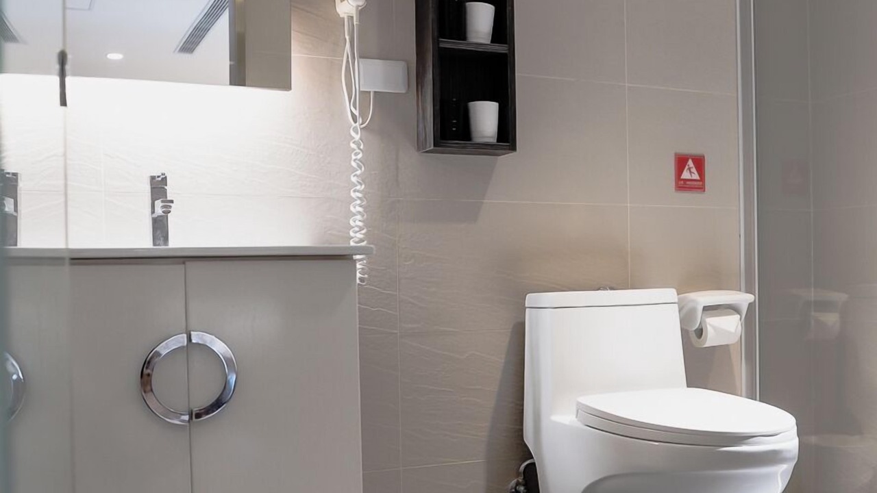 Photo of Bathroom in East District