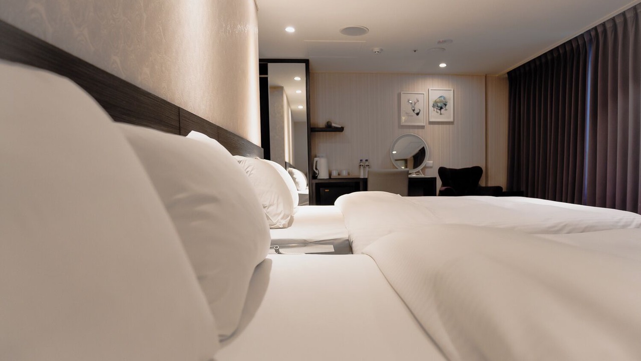 Photo of Bedroom in East District