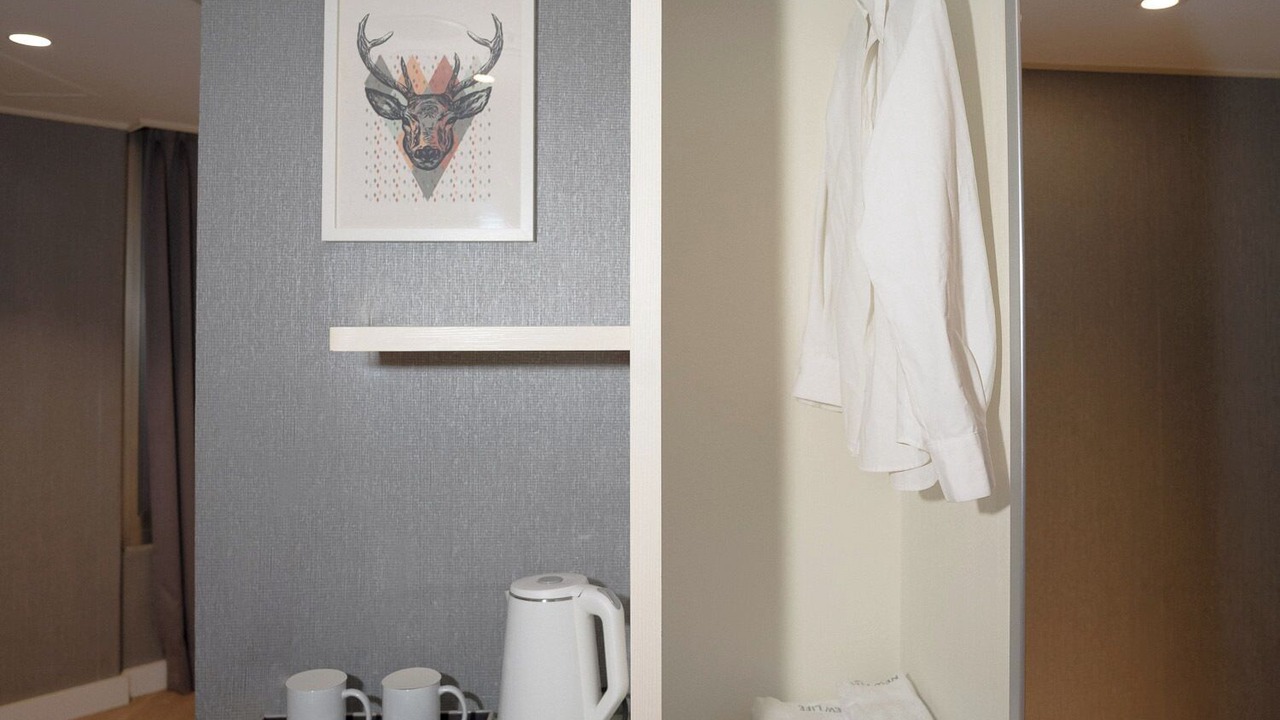 Photo of Bedroom in East District