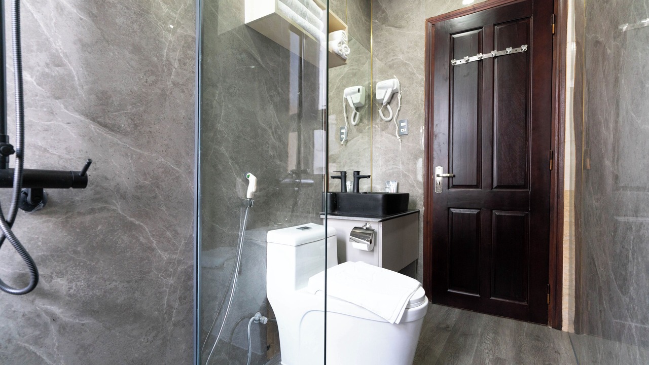 Photo of Bathroom in Ngu Hanh Son