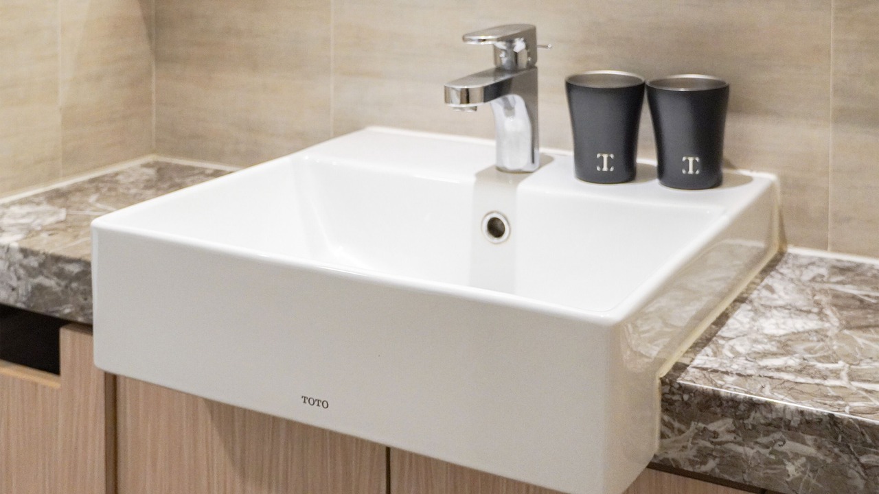 Photo of Bathroom in Central District