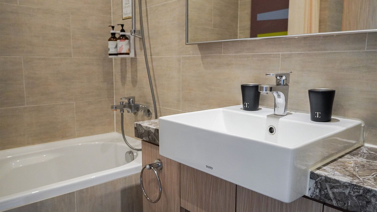 Photo of Bathroom in Central District