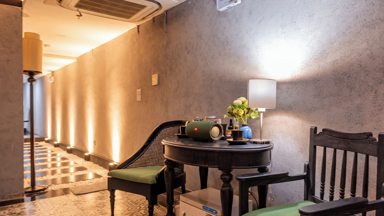Photo of Others in Hang Trong