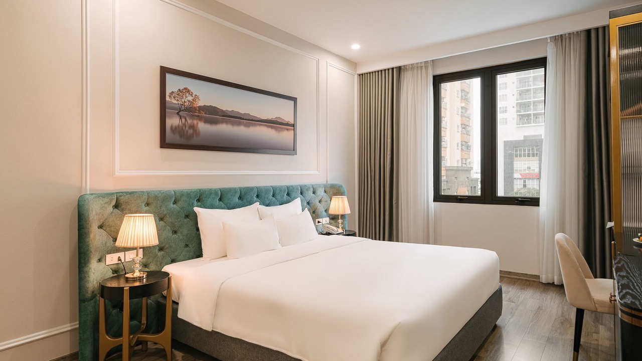 Photo of Bedroom in Trung Hoa Nhan Chinh