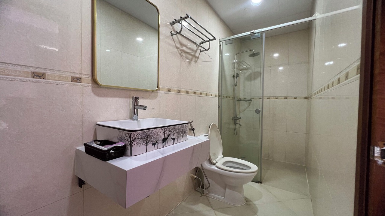 Photo of Bathroom in District 11