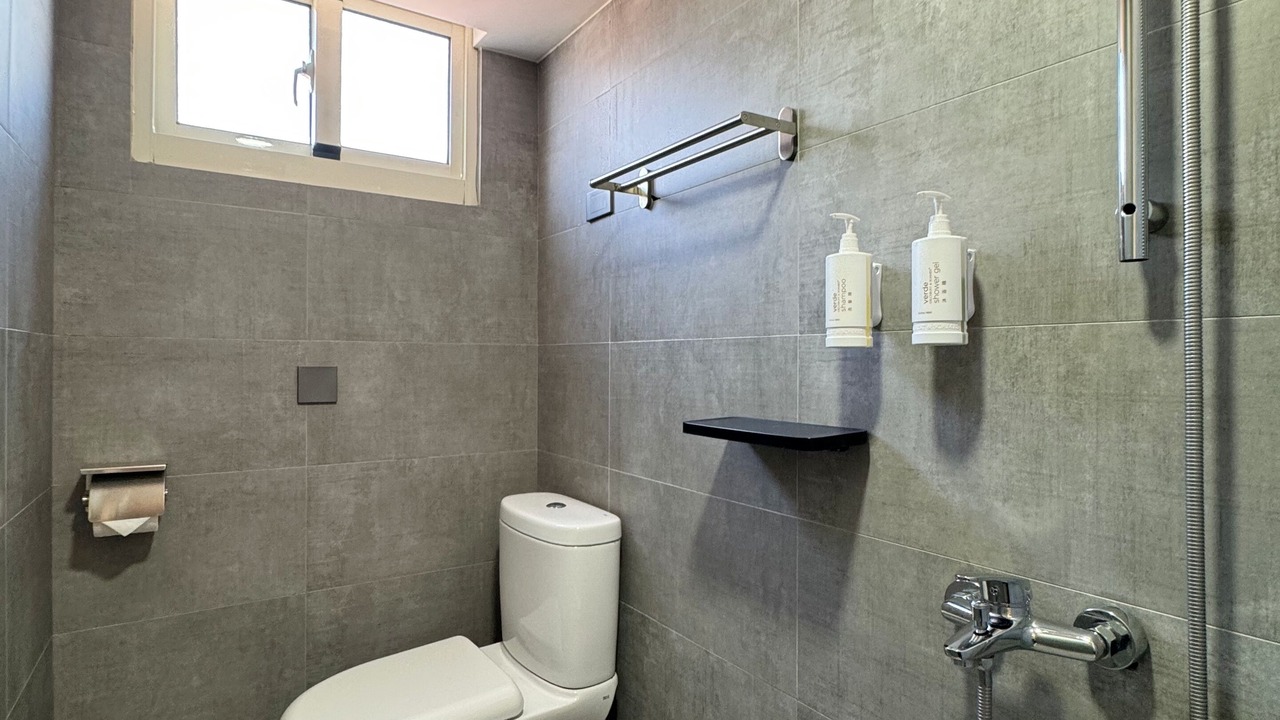 Photo of Bathroom in Xitun District