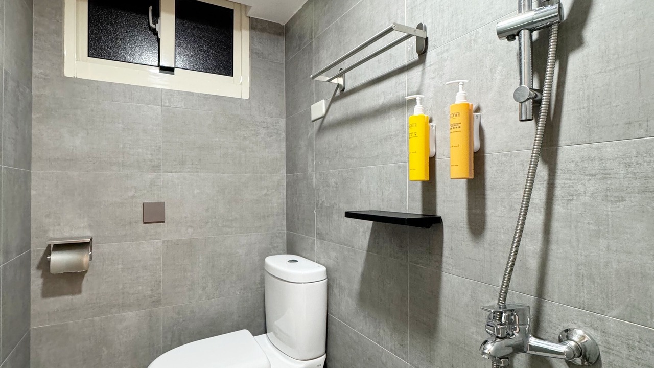 Photo of Bathroom in Xitun District