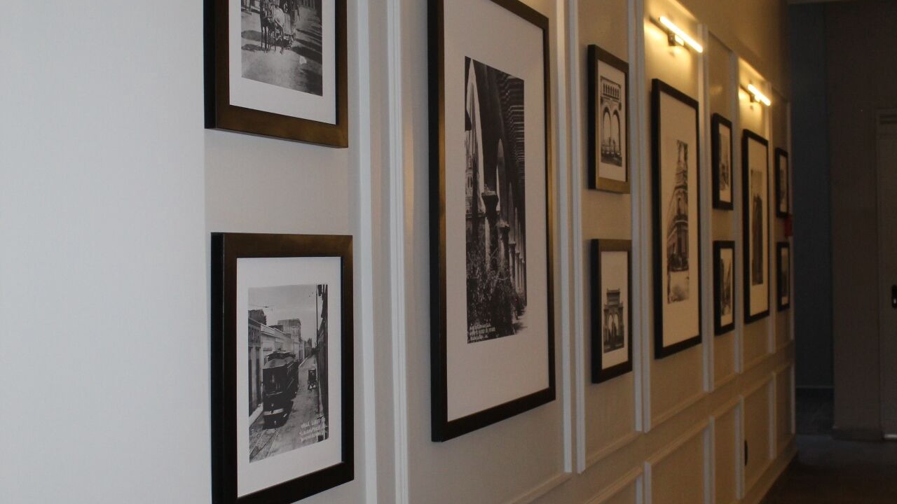 Photo of Others in Americana
